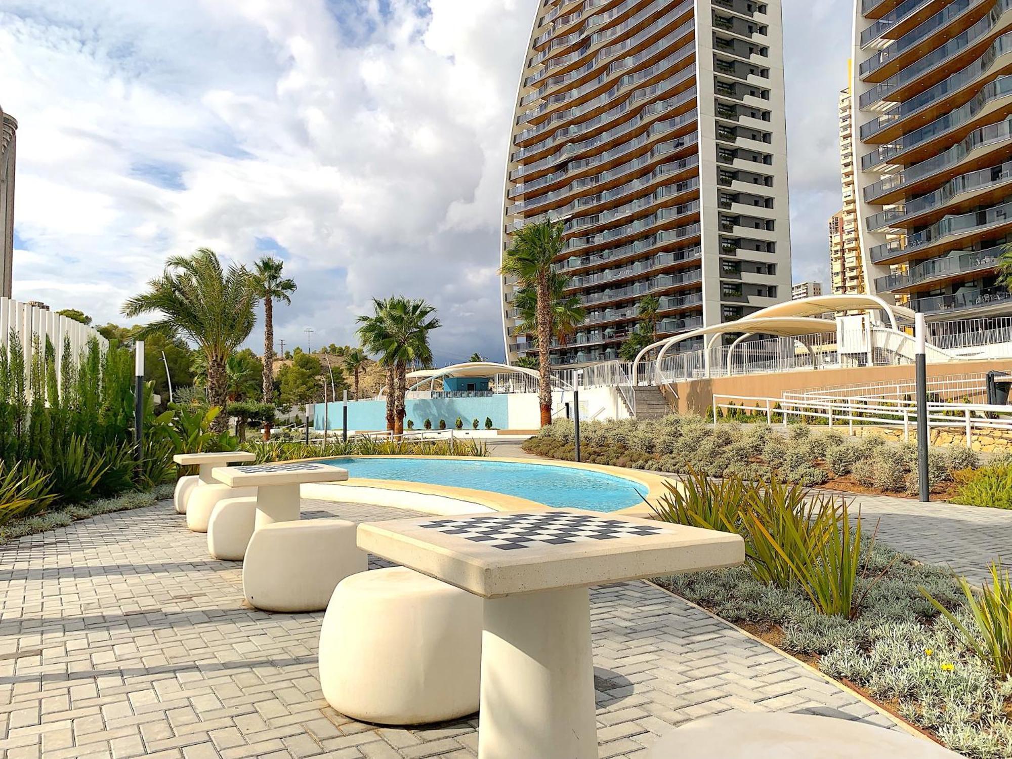 Lujoso Apartament Con Impresionantes Vistas Al Mar Бенидорм Екстериор снимка